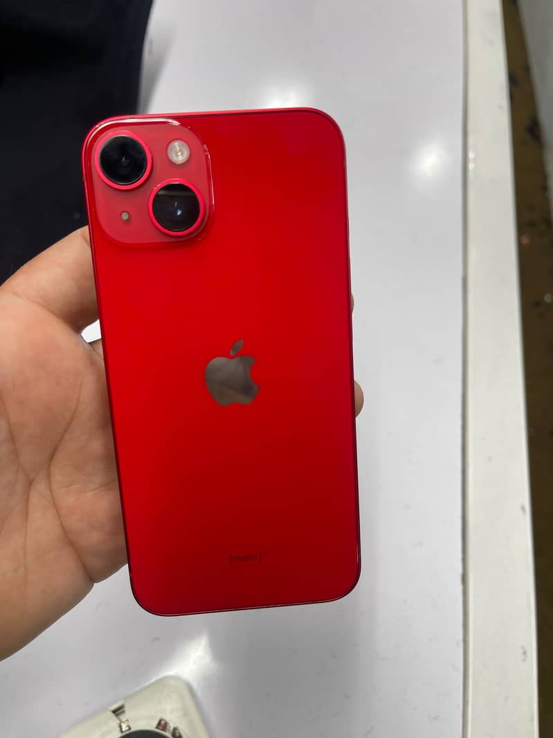 iPhone 14 0