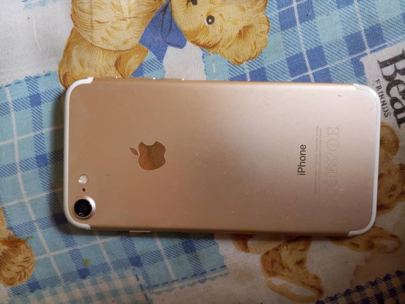 Apple iPhone 7 1