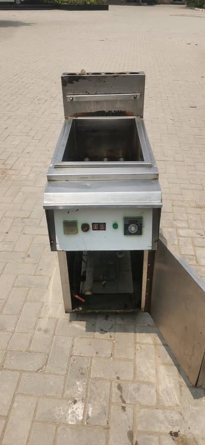 Deep fryer