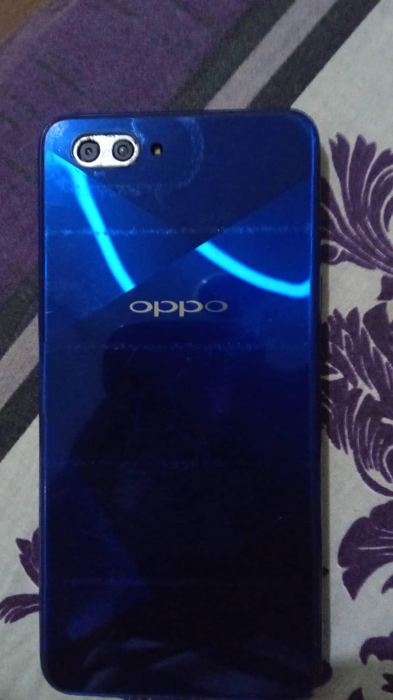 OPPO A3s 3