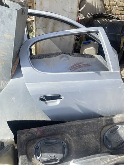 Vitz right side two door n bonut