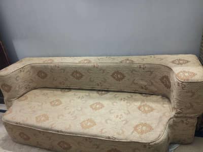 Sofa come bed