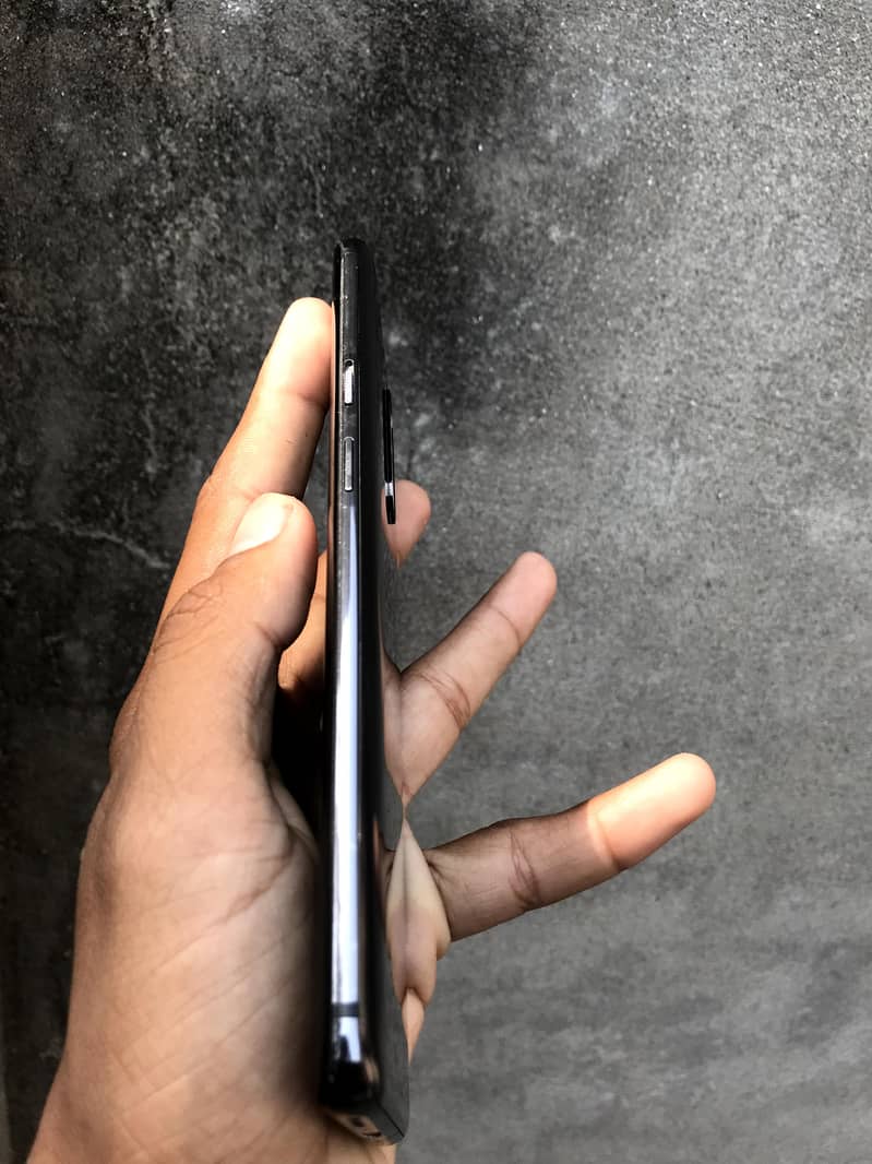 One Plus 7 Pro 3