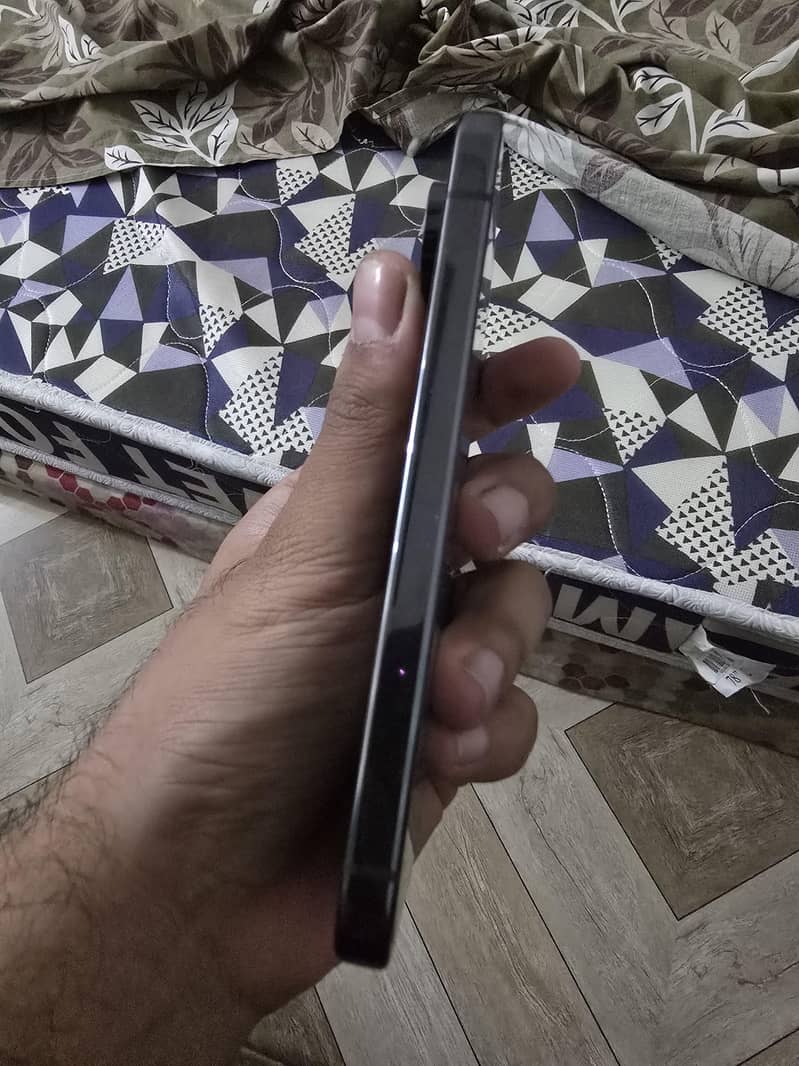 Google Pixel 9 Pro 3