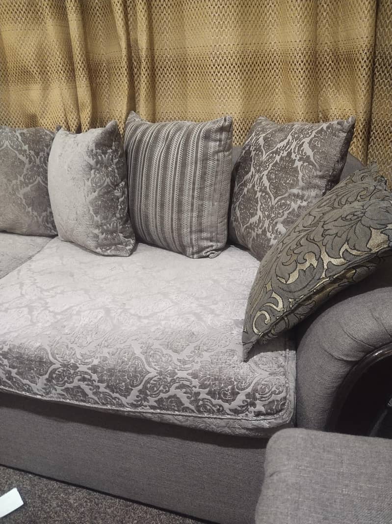 Sofa Set 0