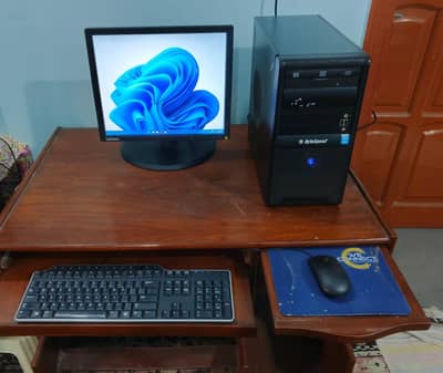 Intel i7 6th Gen 16GB Ram 128GB SSD +1TB HDD ||17 Monitor lenovo