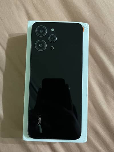 Xiaomi Redmi 12