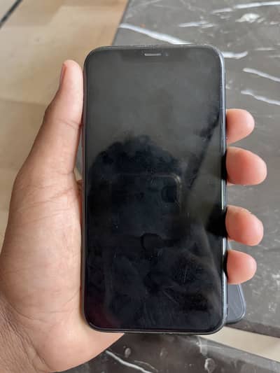 Apple iPhone XR