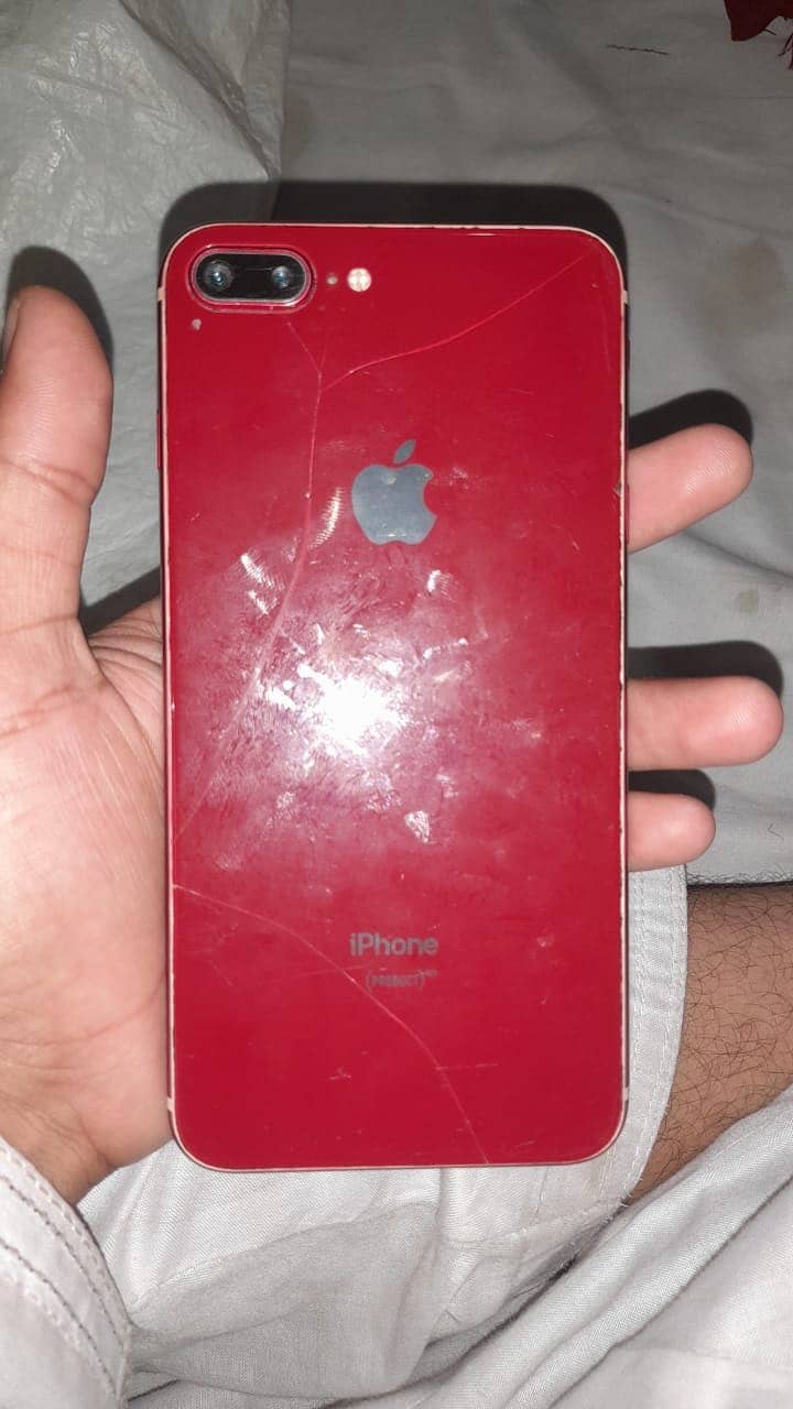 Apple iPhone 8 Plus 0