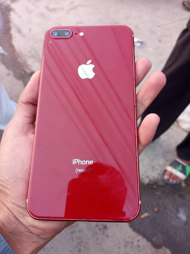 Apple iPhone 8 Plus 2
