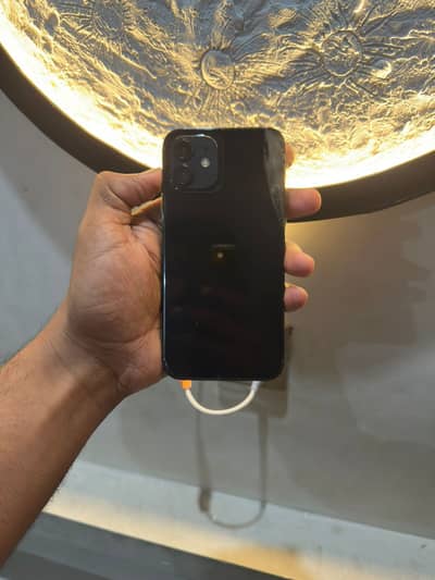 Apple iPhone 12