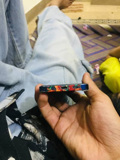 Apple iPhone 12 mini