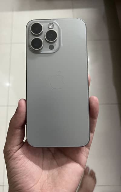 Apple iPhone 15 Pro Max