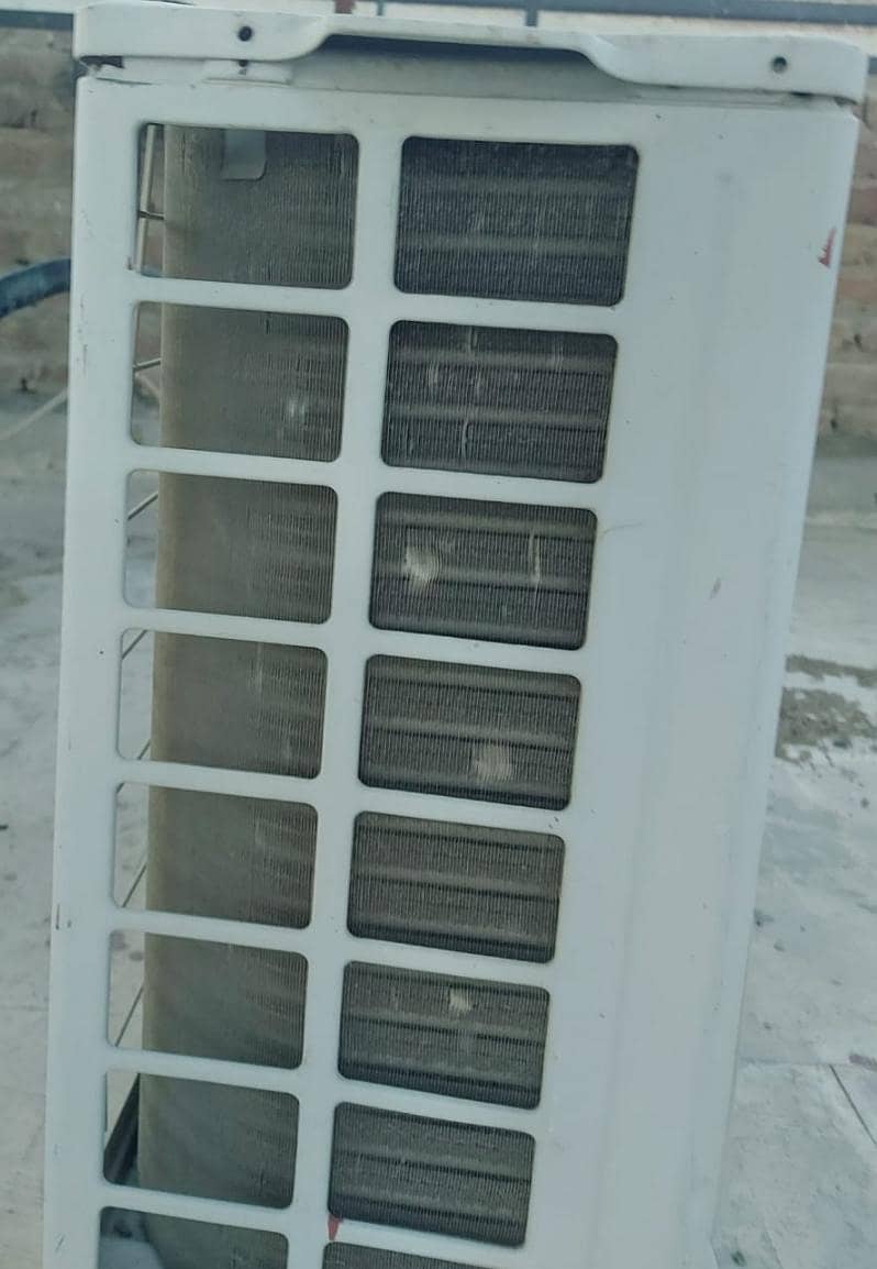 argent sell split ACs 6