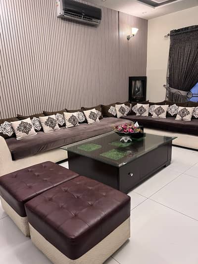 10 Seater Luxury Sofa Set – Excellent Condition