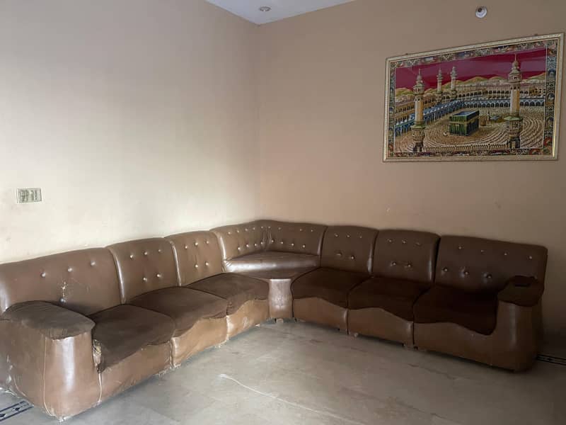 7 seater sofa 0
