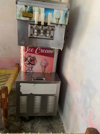 Soft Ice Cream Machine 3 Nozzle - Commercial Use