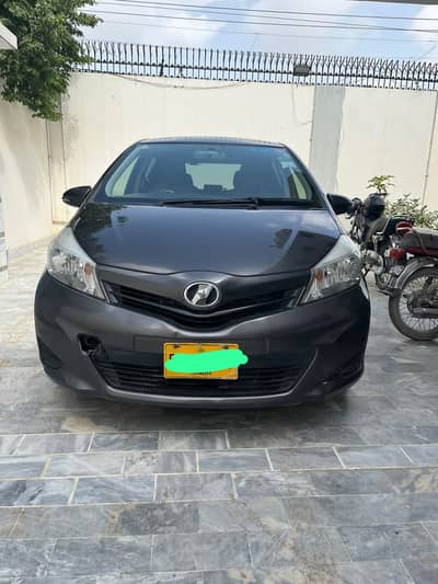 Toyota Vitz 2013