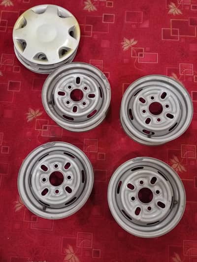 Suzuki mehran company genuine 4 Rim's+ wheel up.  WhatsApp 03115907186