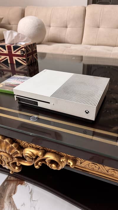 Xbox one s with forza horizon 5