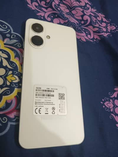 Tecno spark go 2                4/64