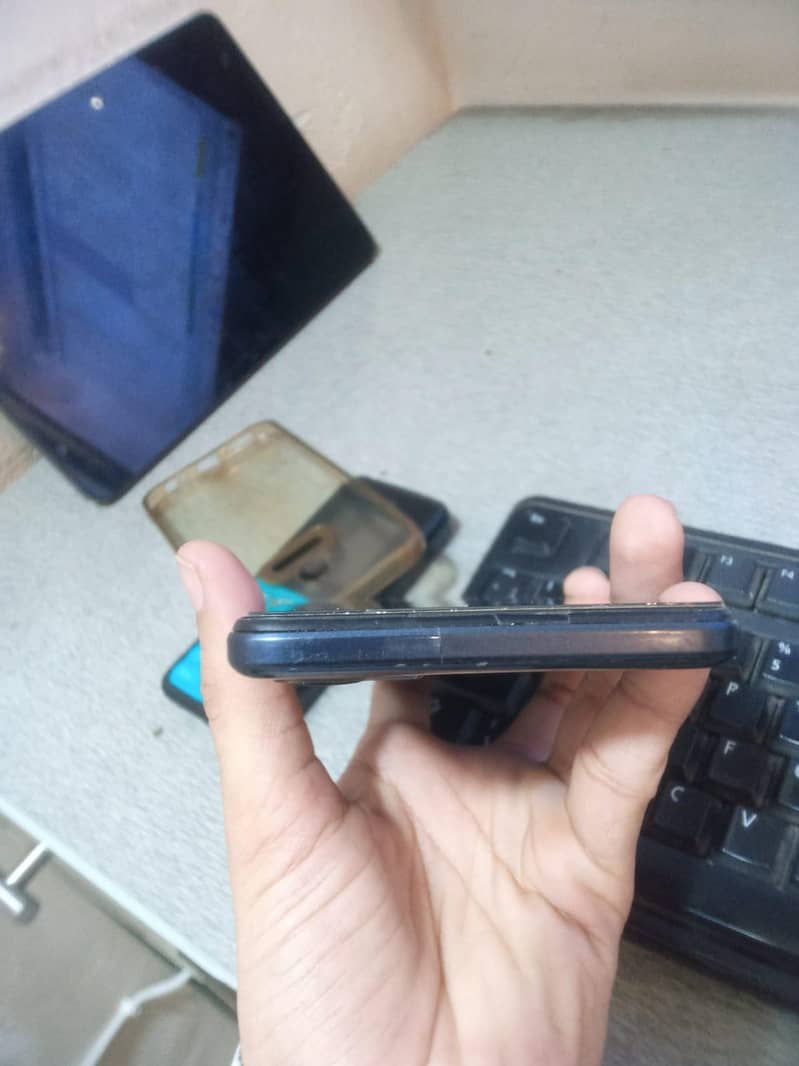 Tecno CAMON 18T 6