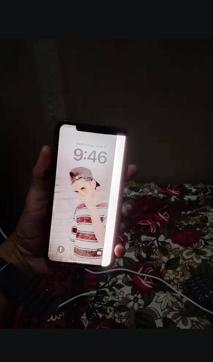 Apple iPhone XS Max 2