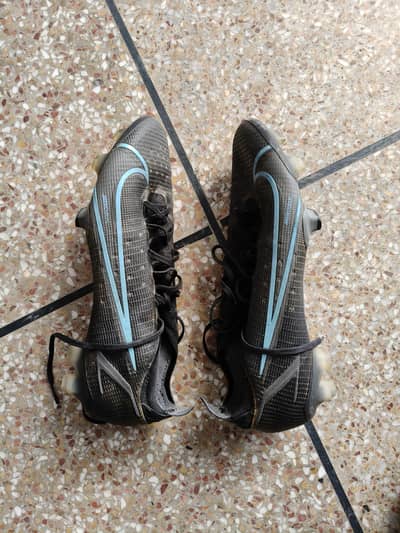 Mercurial elite football shoes