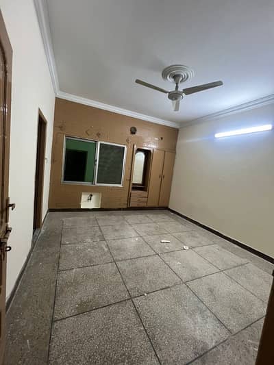 Old Construction House 4 Bedroom For Rent