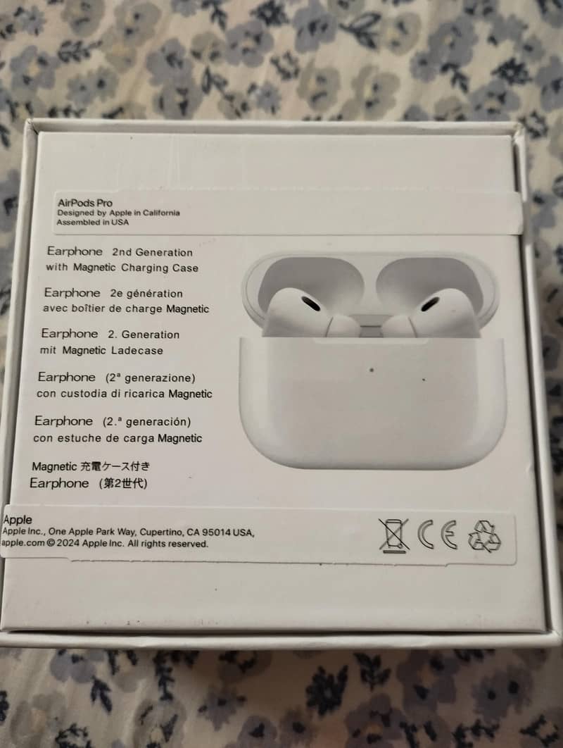 ear pads 10