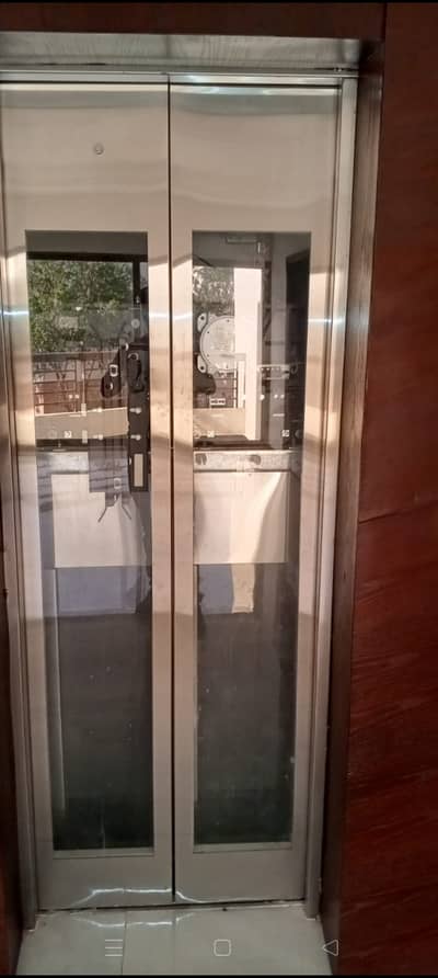 Brand new one floor lift