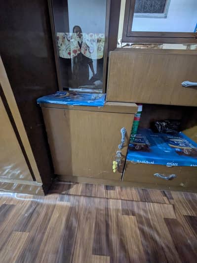 Complete Bedroom Set For Sale – Rs. 120,000 (Negotiable)