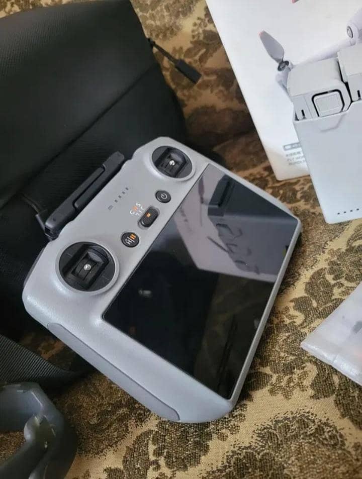 DJI mini 4pro 3