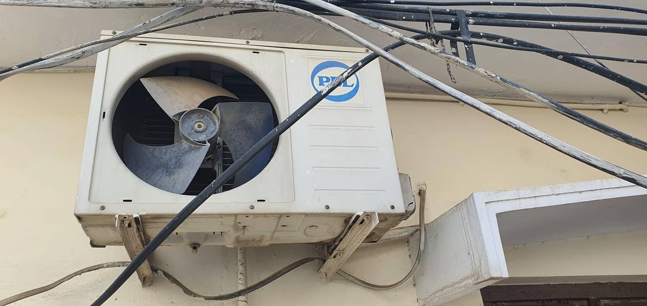 PEL SPLIT AIR CONDITIONER 1