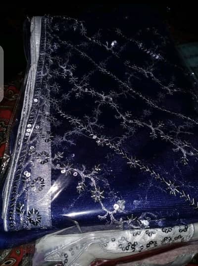 haniya amir style embroidery saree fabric net