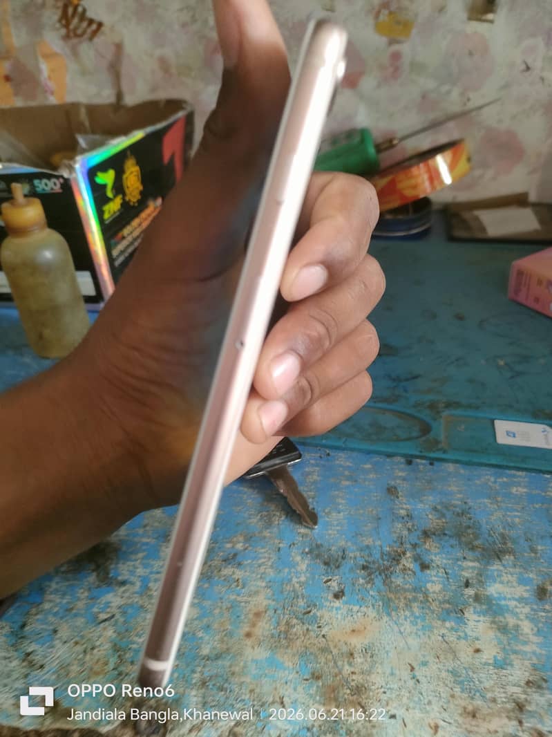 iPhone 8 plus 3