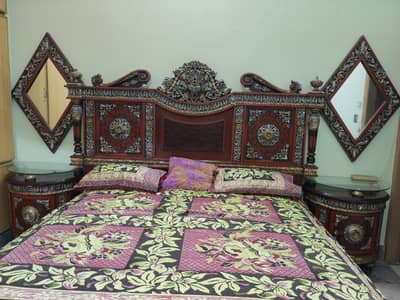 Chinioti Bed Set with Dressing Table