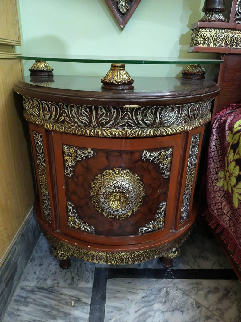 Chinioti Bed Set with Dressing Table 5