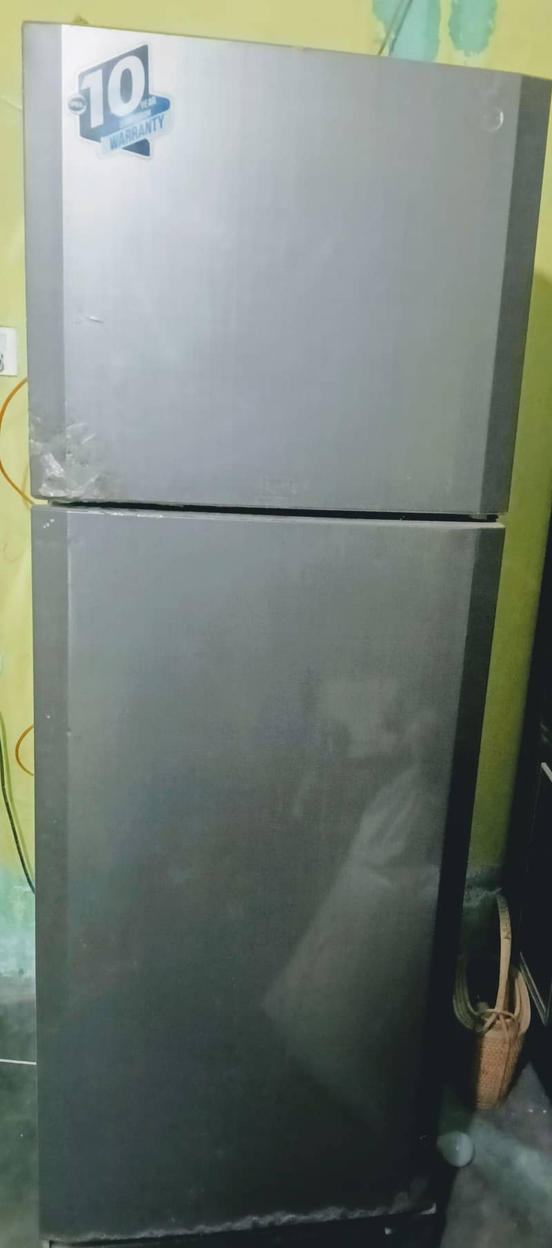 refrigerator 0