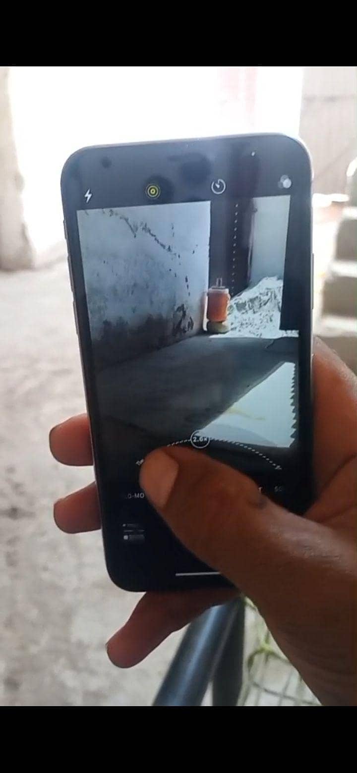 Apple iPhone X 2