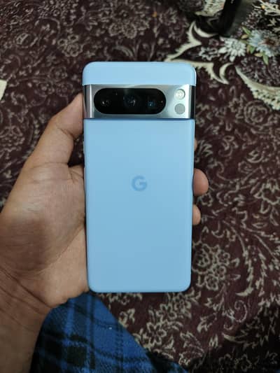 Google Pixel 8 Pro