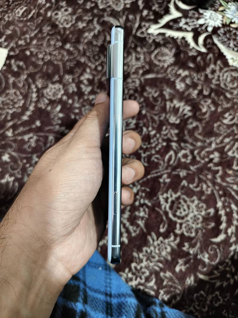Google Pixel 8 Pro 1