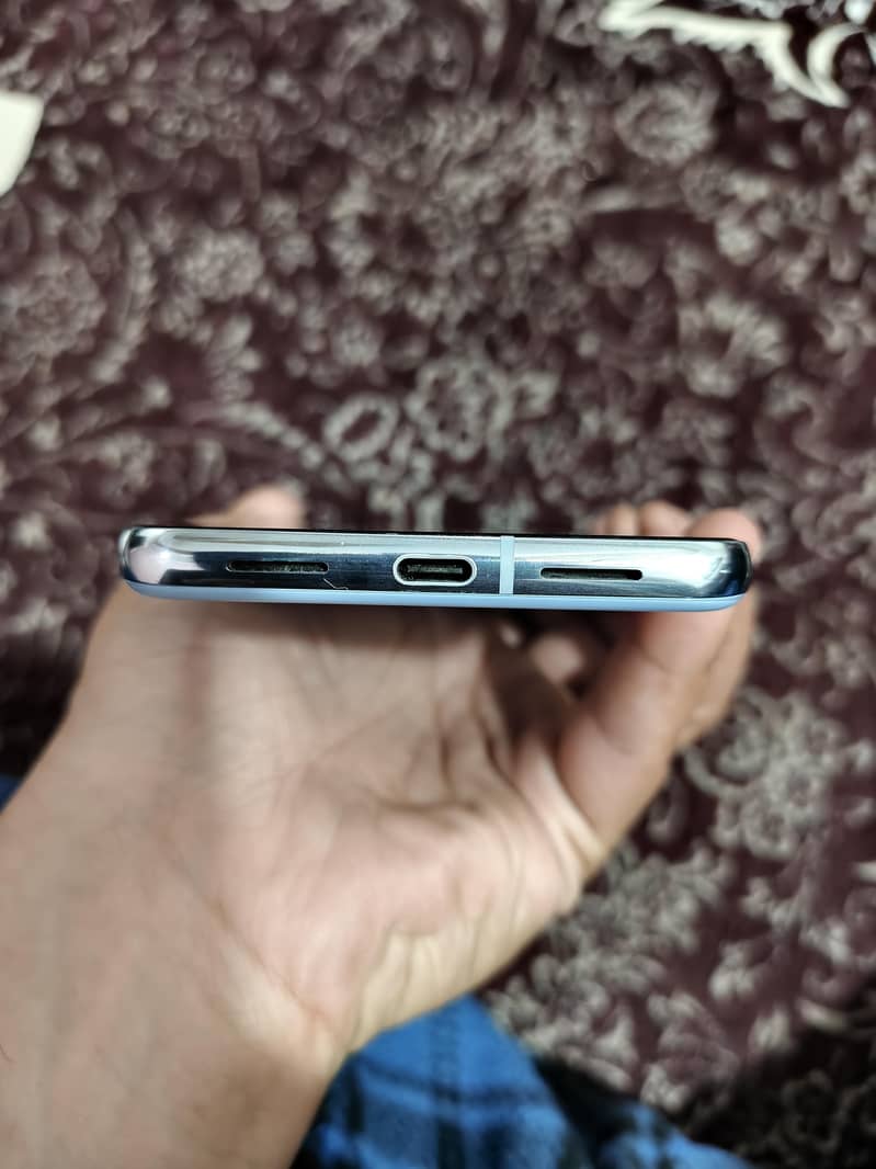 Google Pixel 8 Pro 3