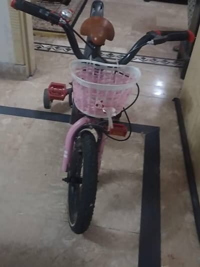 cycles 4 se 5 sal k bachy k liye argent cello price 10000