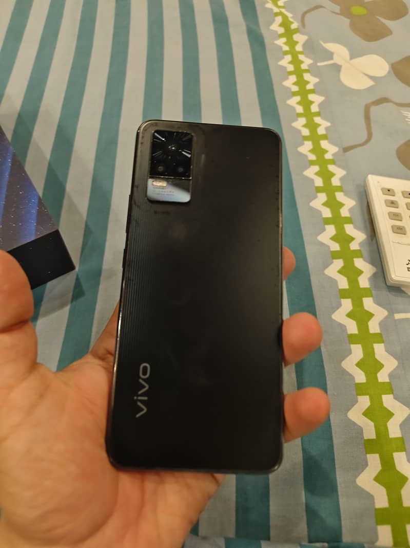 Vivo V21e 4