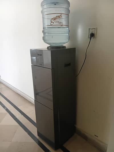 ORIENT DISPENSER