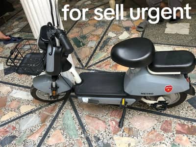 electric scooty