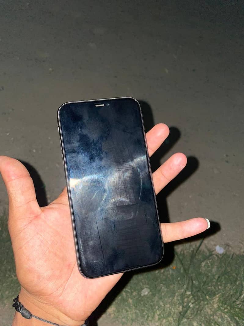 Apple iPhone 11 2