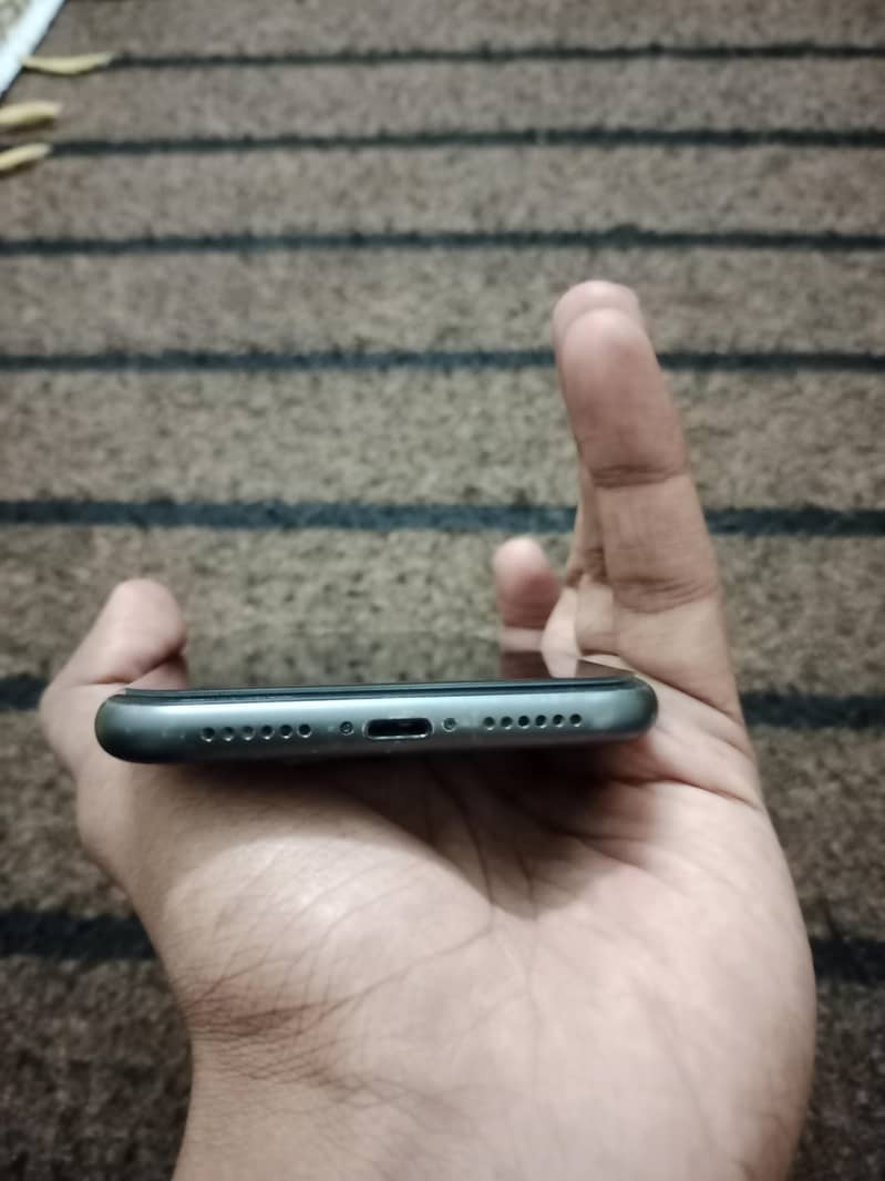 iPhone 11 1