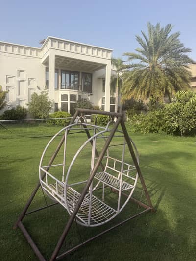 #kid #swings #toy #playing